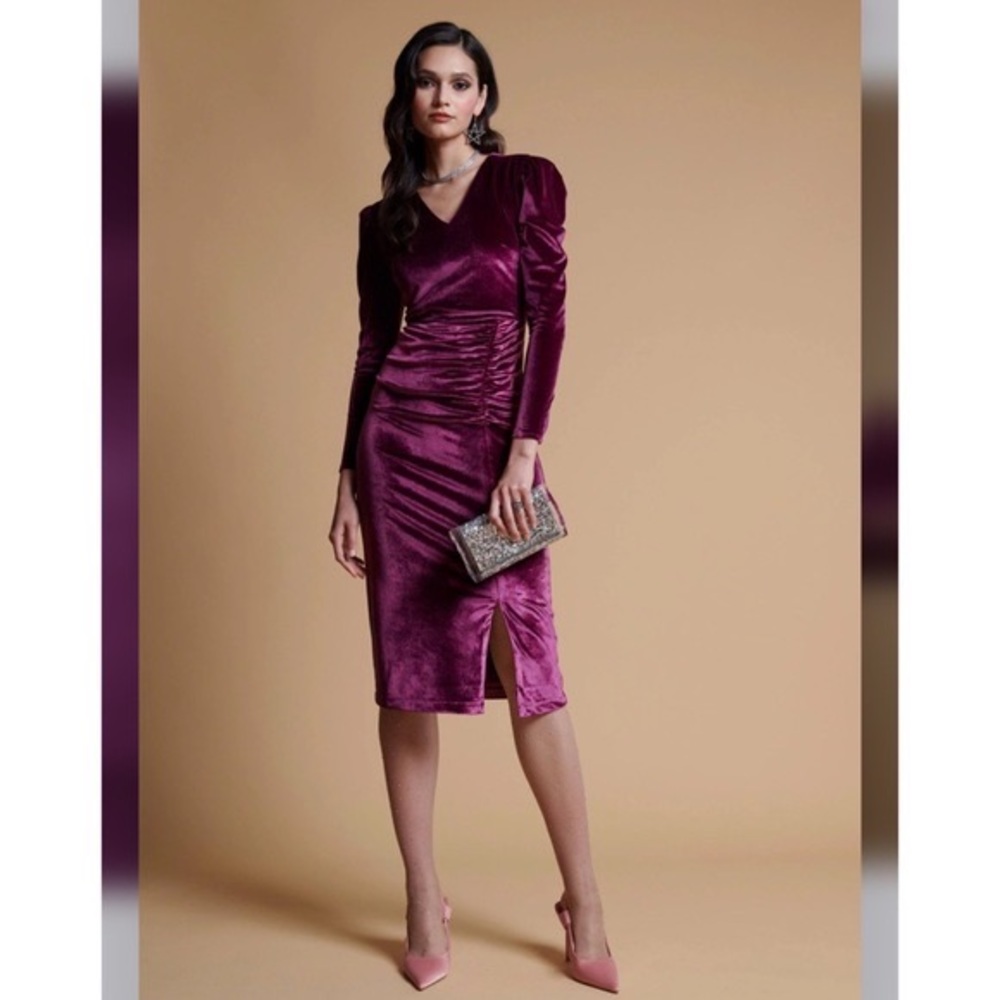 Rachel Parcell Long Sleeve Stretch Velvet Sheath Dress - Eggplant never worn!